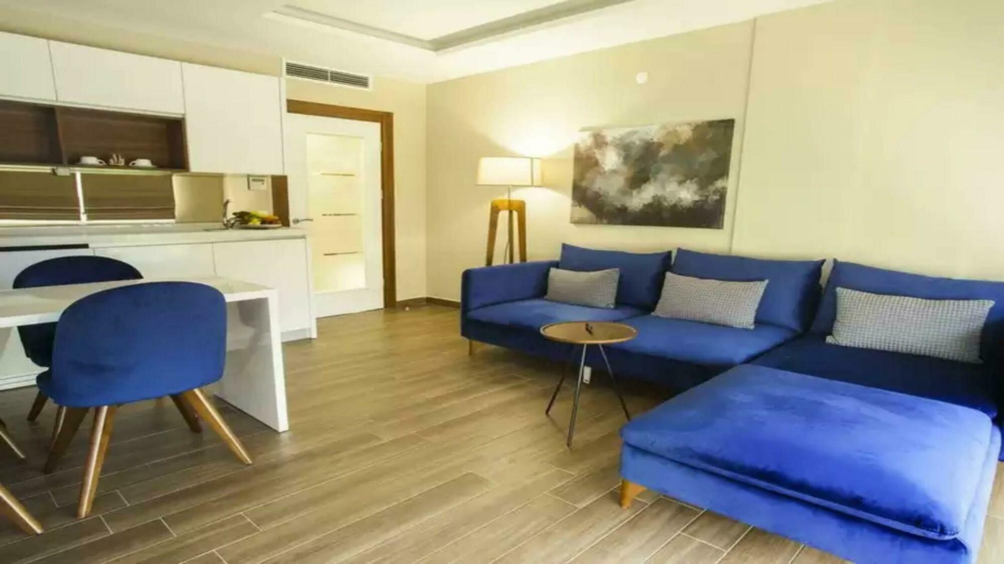 Maxuite Hotel In Home อัคชาย ภายนอก รูปภาพ