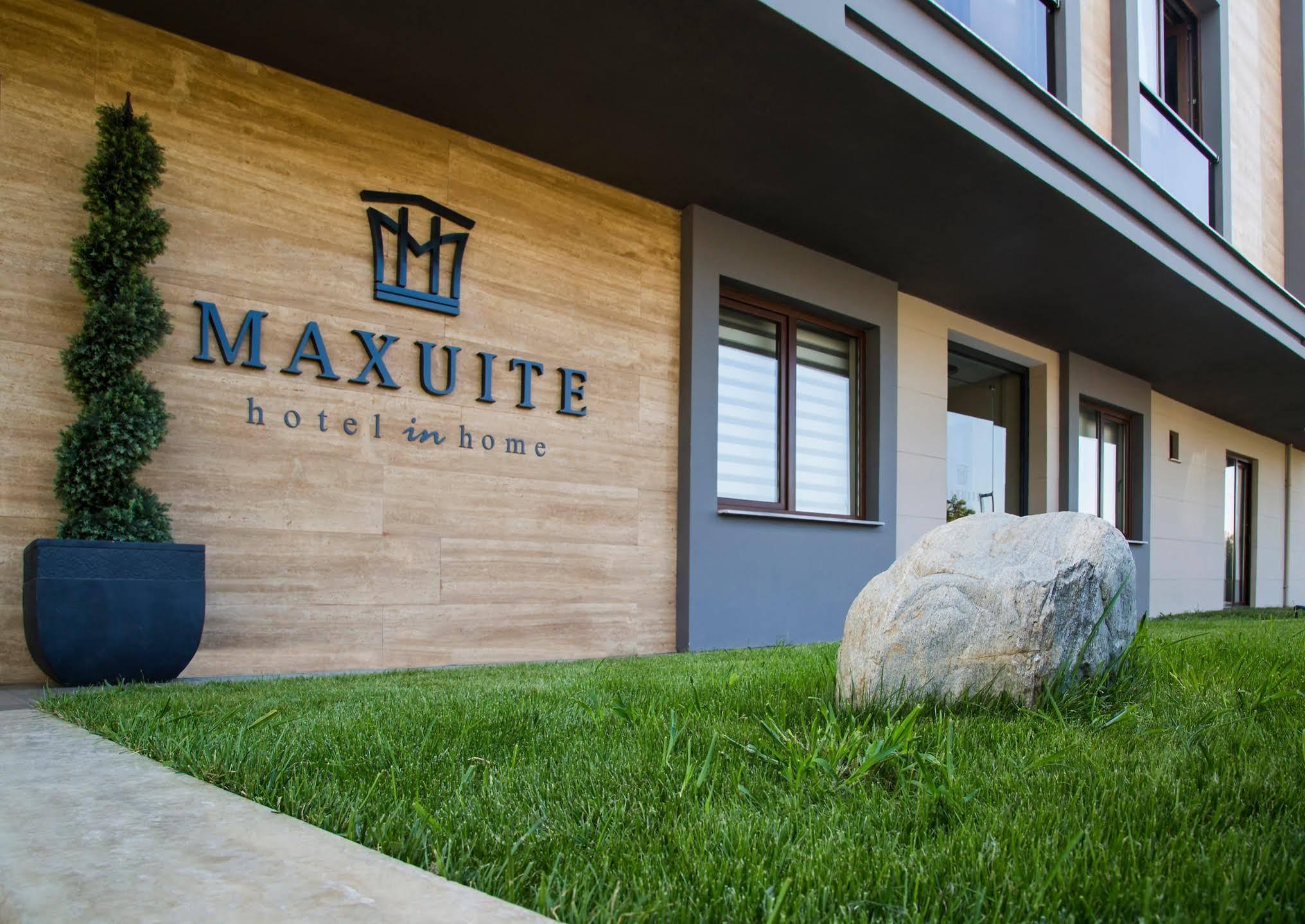 Maxuite Hotel In Home อัคชาย ภายนอก รูปภาพ